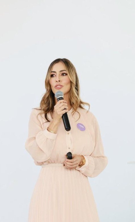 Bianca Sunderman Arriero durante su primer informe del DIF Tlajomulco